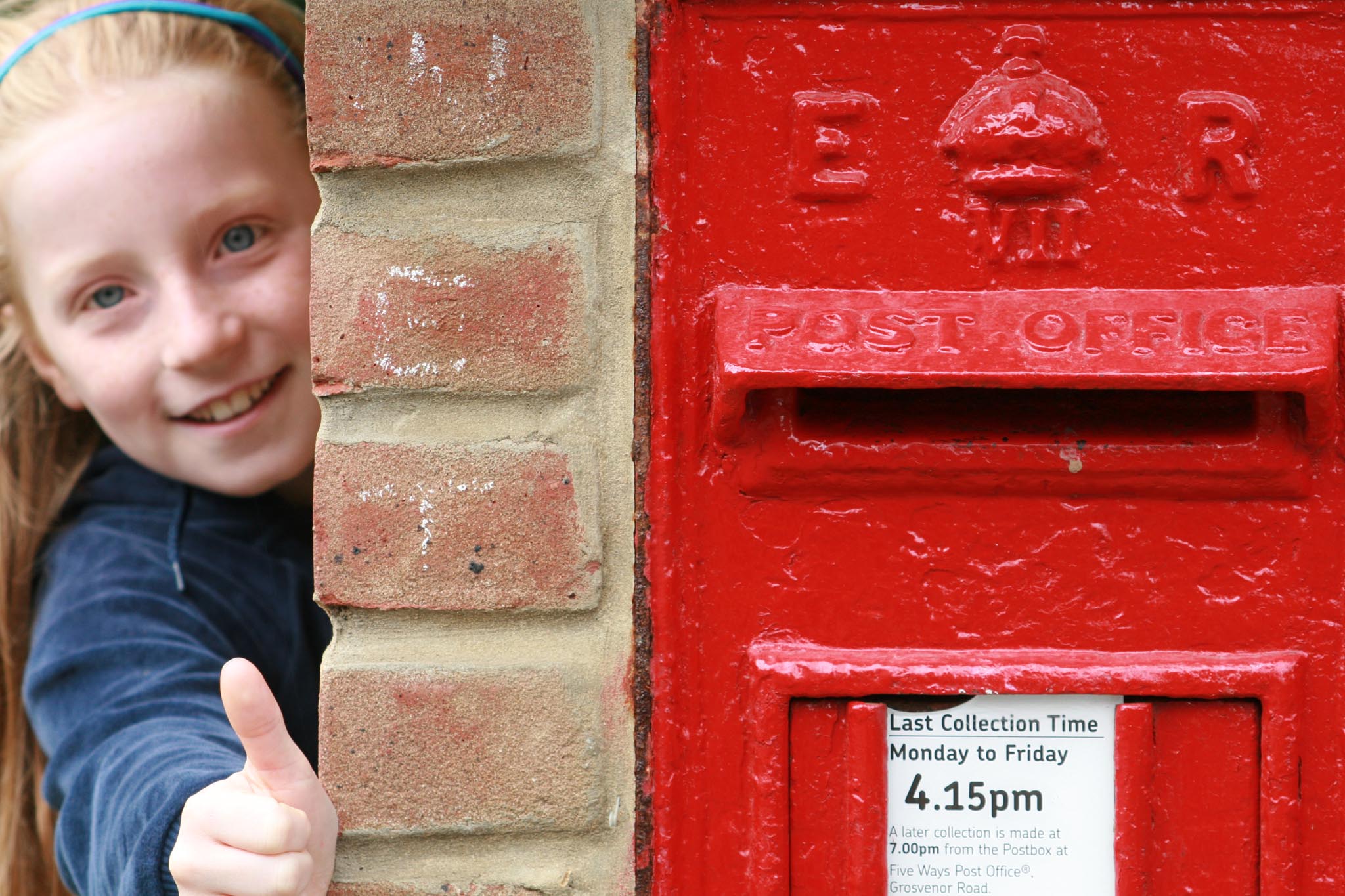 E7R wall box, 1900s, Kent. Robert Cole