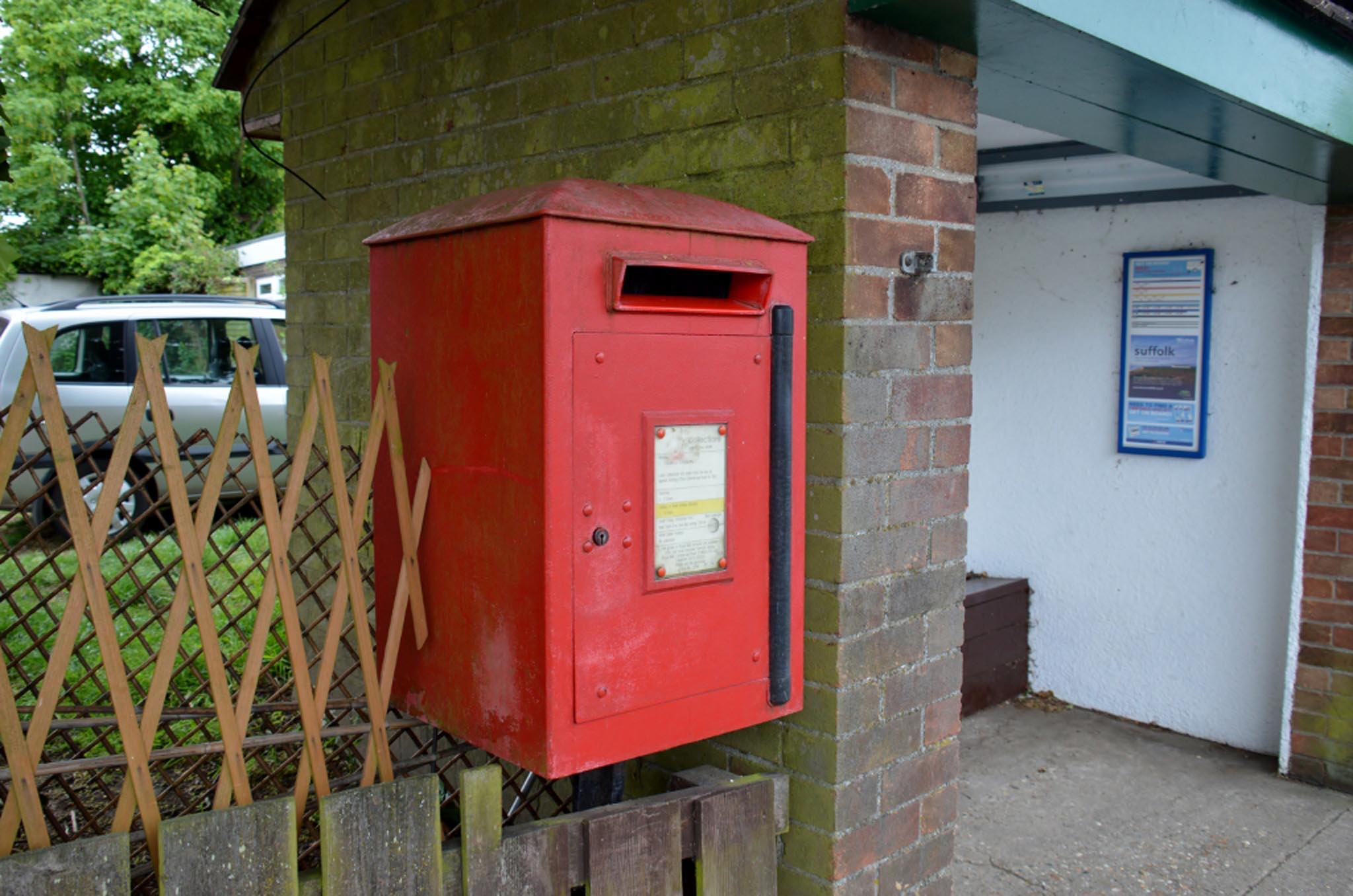 E2R plastic pedestal box, 1990s, East Anglia. Mike Smith