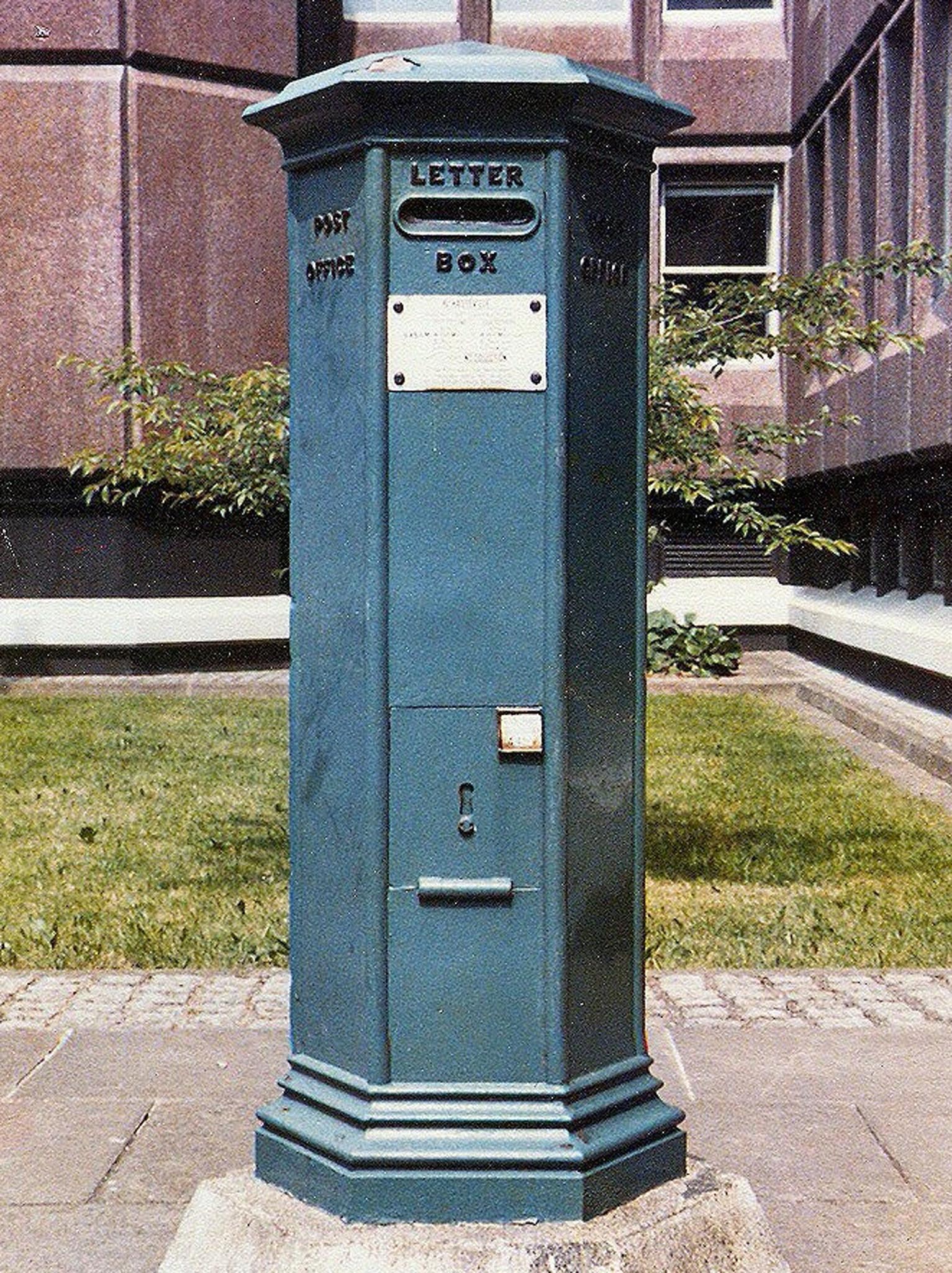 VR pillar box, 1850s. Martin Robinson