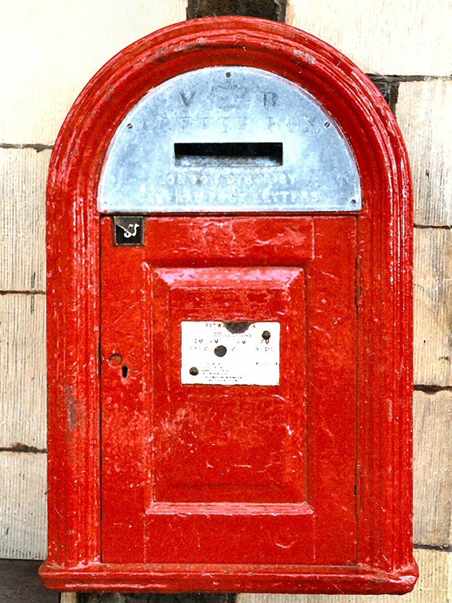 VR 'Bracket' box, 1880s, Powys. Martin Robinson