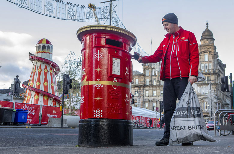 Glasgow - Christmas Box